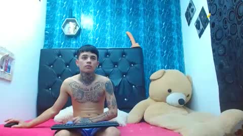 exotichot_couple online show from 03.05.25