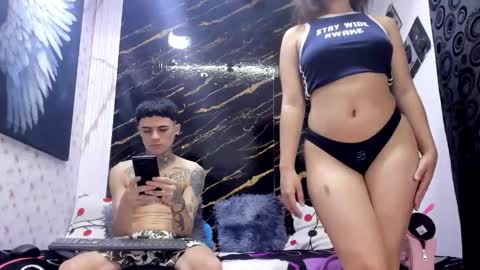exotichot_couple online show from 05.17.26
