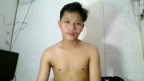 Snapshot of exotichugecock chatting on 01.06.25 Jan online show from 01.06.25