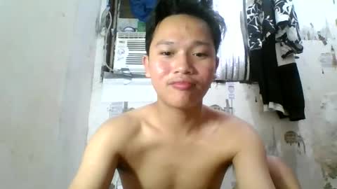 Snapshot of exotichugecock chatting on 01.14.25 Jan online show from 01.14.25