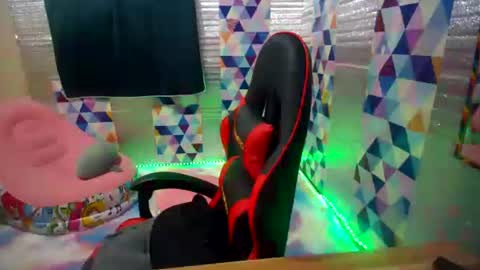 expensive_ruby online show from 05.22.26