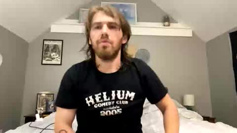 Snapshot of explosive_andyy chatting on 10.21.25 Explosivee andyy online show from 10.21.25