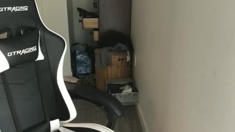 Miss Kitty online show from 09.17.25