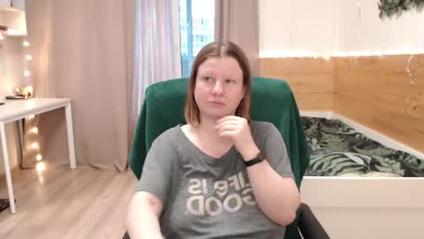 Crystal online show from 05.11.26