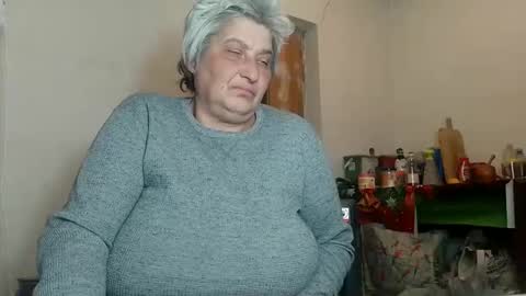 Snapshot of exquisitemature chatting on 01.19.25 ExquisiteMature online show from 01.19.25