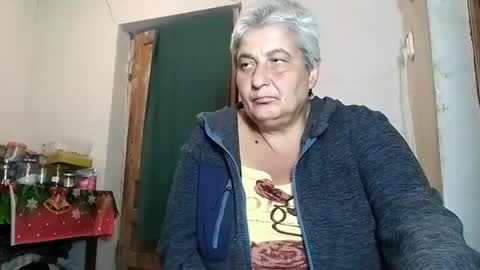 Snapshot of exquisitemature chatting on 09.29.25 ExquisiteMature online show from 09.29.25