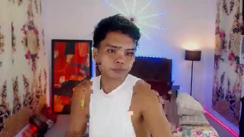 Snapshot of extraservice69menx chatting on 01.19.26 JOHNDAVE online show from 01.19.26