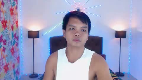 Snapshot of extraservice69menx chatting on 02.20.26 JOHNDAVE online show from 02.20.26