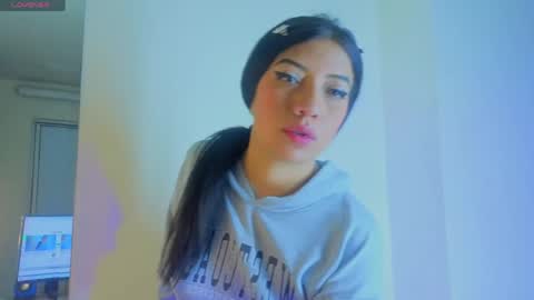   online show from 05.05.26