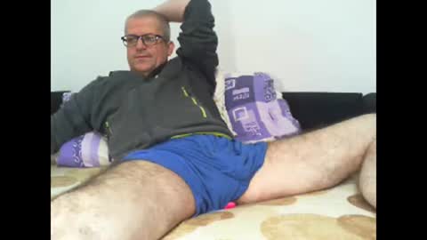 Snapshot of eyes12 chatting on 01.17.26 GEORGE online show from 01.17.26