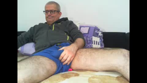 Snapshot of eyes12 chatting on 01.18.26 GEORGE online show from 01.18.26