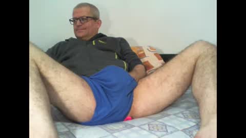 Snapshot of eyes12 chatting on 02.14.26 GEORGE online show from 02.14.26