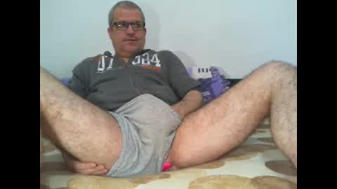 Snapshot of eyes12 chatting on 03.03.26 GEORGE online show from 03.03.26