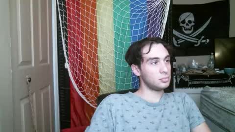 Ezra Naamah online show from 12.01.25