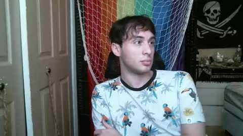 Ezra Naamah online show from 02.11.26