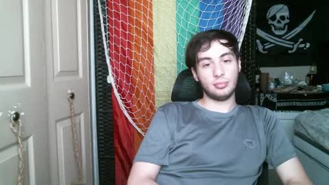 Ezra Naamah online show from 04.10.26