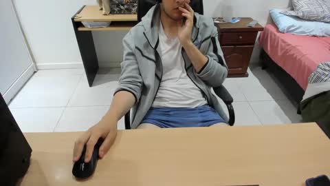 Ezzeq online show from 10.06.25