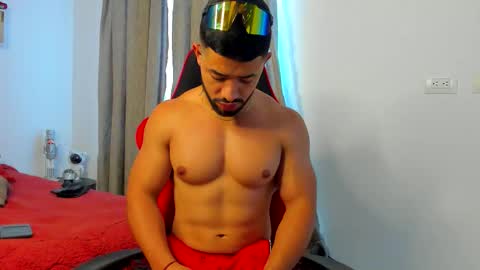 Ezzio Scolaro online show from 01.18.26