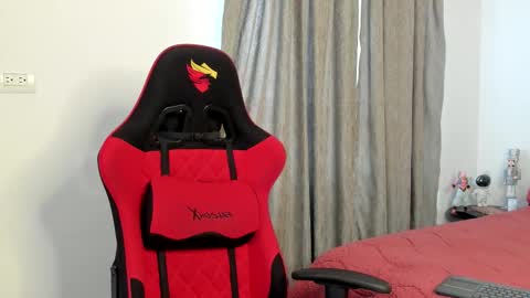 Ezzio Scolaro online show from 03.27.26