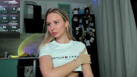  if you dont have fansly account yet use this link to registration    online show from 12.15.24