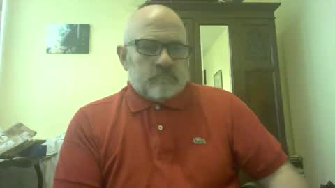 Snapshot of f1zzeek chatting on 04.27.26 f1zzeek online show from 04.27.26