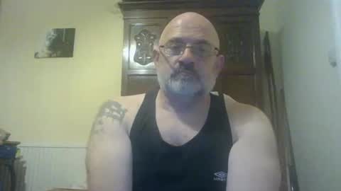 Snapshot of f1zzeek chatting on 05.01.26 f1zzeek online show from 05.01.26