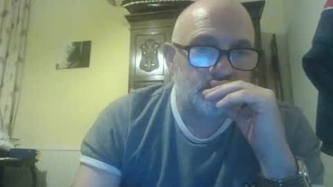 Snapshot of f1zzeek chatting on 05.07.26 f1zzeek online show from 05.07.26
