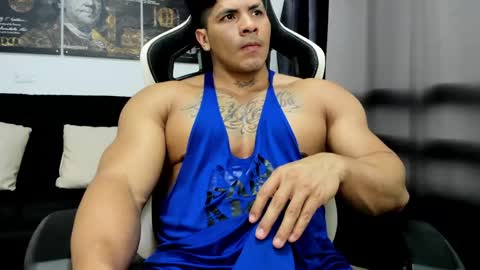 Snapshot of fabian_arango chatting on 05.18.26 Fabian arango online show from 05.18.26