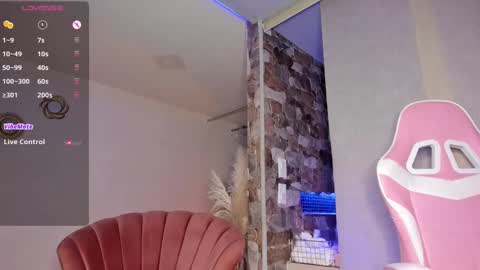 Thianna online show from 02.11.25