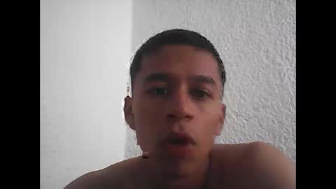 Snapshot of fabiar11 chatting on 03.09.26 R online show from 03.09.26