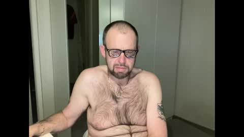 Snapshot of fabiothick chatting on 05.18.26 fabiothick online show from 05.18.26