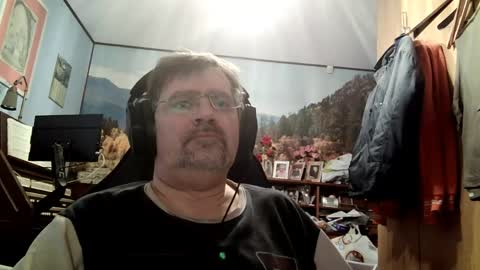 Snapshot of fabius2673 chatting on 05.19.26 Fabius online show from 05.19.26