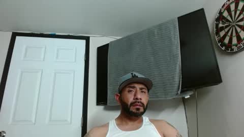 Snapshot of faded805 chatting on 09.11.25 Mark online show from 09.11.25