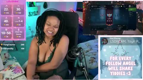 Snapshot of faeryaisha chatting on 12.03.25 aisha online show from 12.03.25