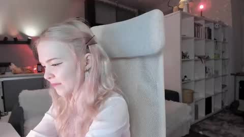 fairy_casey online show from 03.03.25