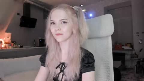 fairy_casey online show from 03.05.25