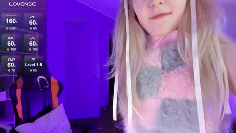 fairy_casey online show from 11.25.25