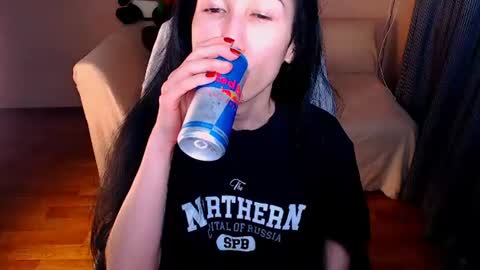 Snapshot of fairy_elli_hot chatting on 06.21.26 Elli online show from 06.21.26
