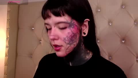 Snapshot of fairyflexxx chatting on 12.15.24 Fairy online show from 12.15.24