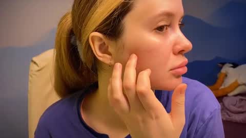 Ilona online show from 09.29.25