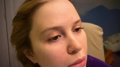 Ilona online show from 10.06.25