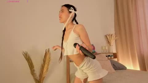 My name is Milisa  online show from 05.17.26
