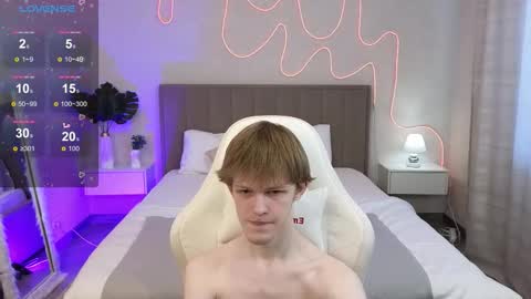 Fakeangel online show from 11.16.25