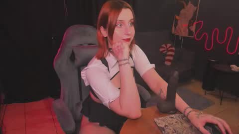 Snapshot of faketattoo chatting on 11.14.25 Angelina and Alice online show from 11.14.25