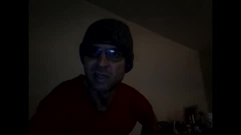 Snapshot of fallsguyny chatting on 12.01.25 fallsguyny online show from 12.01.25
