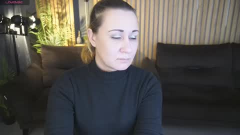 famousemuse online show from 03.24.26