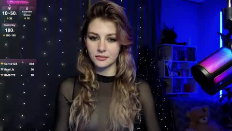 Snapshot of fancymeee chatting on 12.16.24 fancymeee online show from 12.16.24