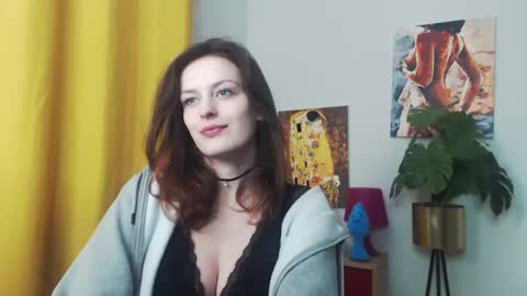 Nadine online show from 01.11.25