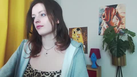 Nadine online show from 02.19.25