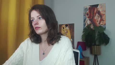 Nadine online show from 10.07.25